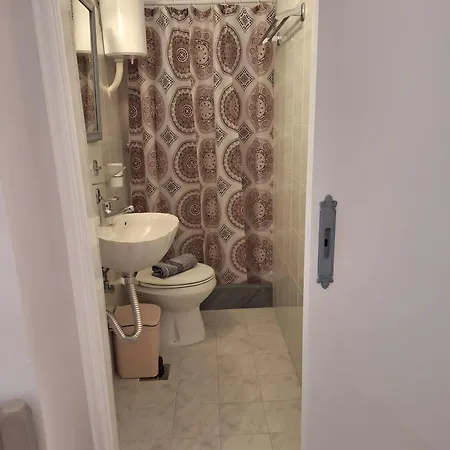 Anchor Yalos - Twin Bed 2 Guest house